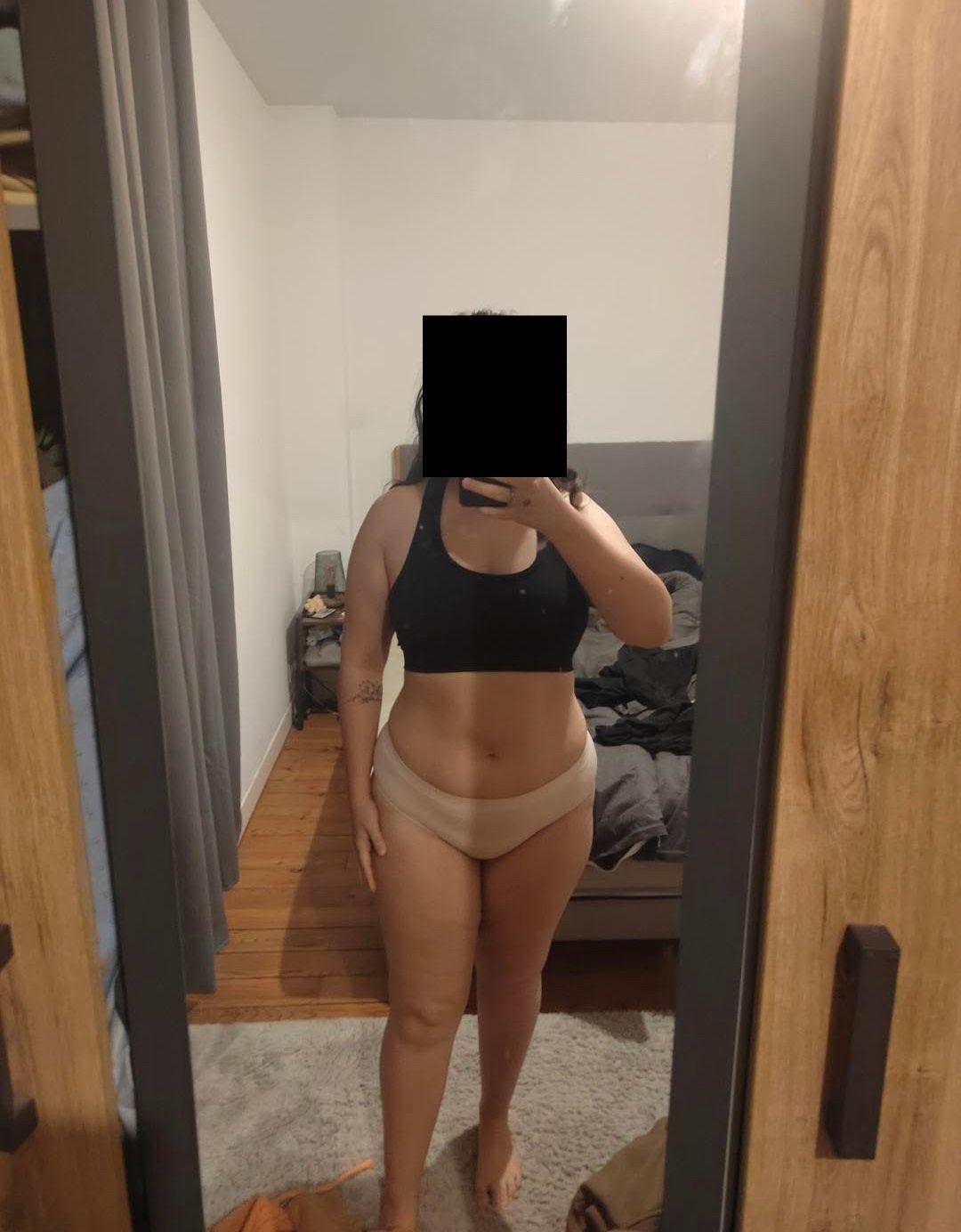 Avant &mdash; Ana&euml;lle